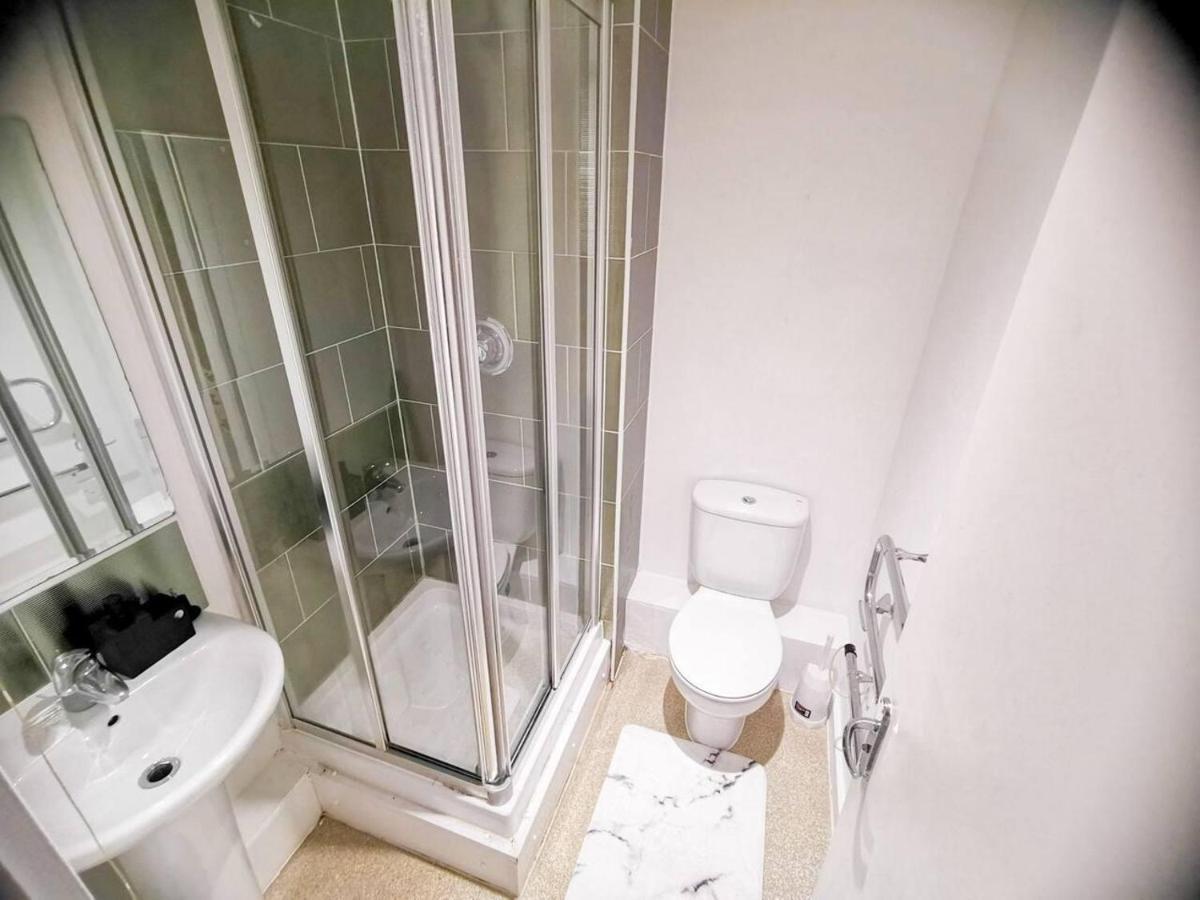 2-Bed Apartment Near City Centre Manchester Extérieur photo