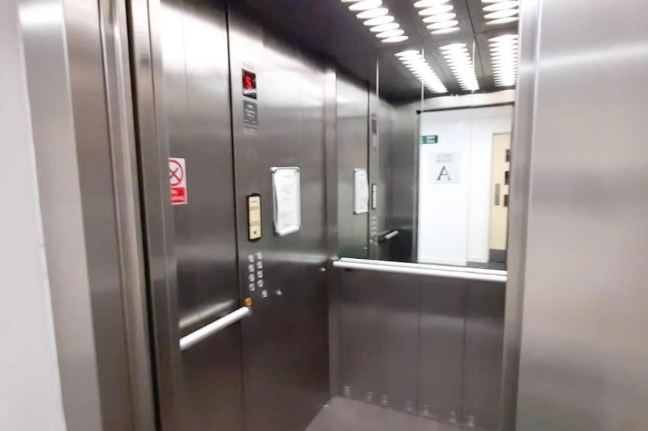 2-Bed Apartment Near City Centre Manchester Extérieur photo